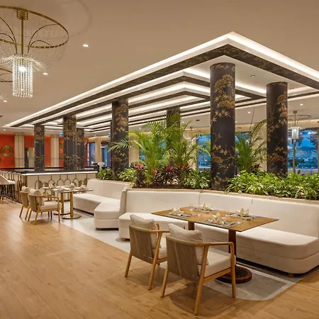 Liberty Signa 酒店 费特希耶